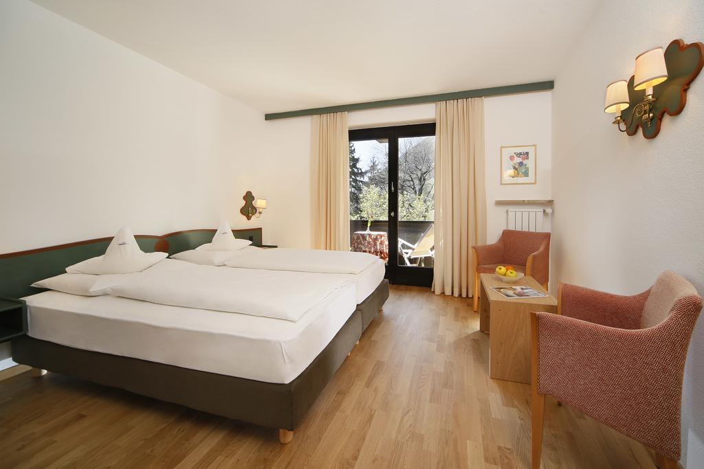Parkhotel Tirolerhof Lagundo Habitación foto